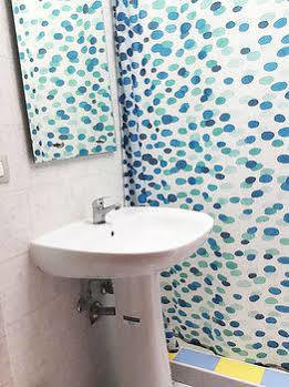 Hostal New *